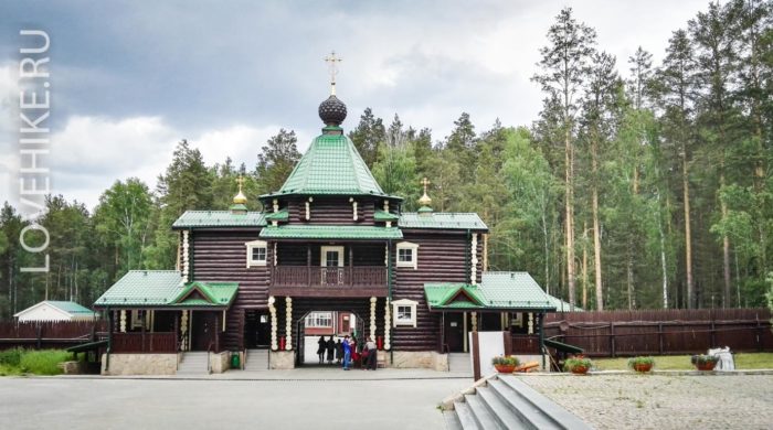 Монастырь Святых Царственных Страстотерпцев, Ганина Яма.