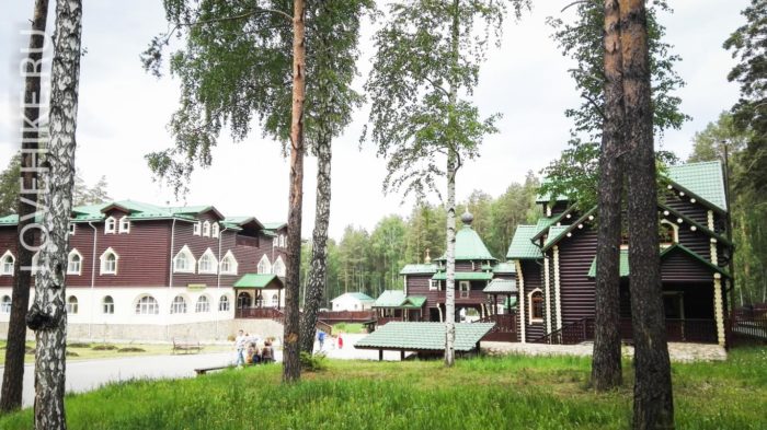 Монастырь Святых Царственных Страстотерпцев, Ганина Яма.