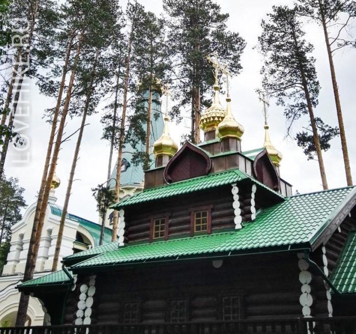 Монастырь Святых Царственных Страстотерпцев, Ганина Яма.